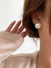 Load image into Gallery viewer, 96. Go big or go home Pearl stud earrings