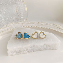 Load image into Gallery viewer, 93. Cream heart stud earrings