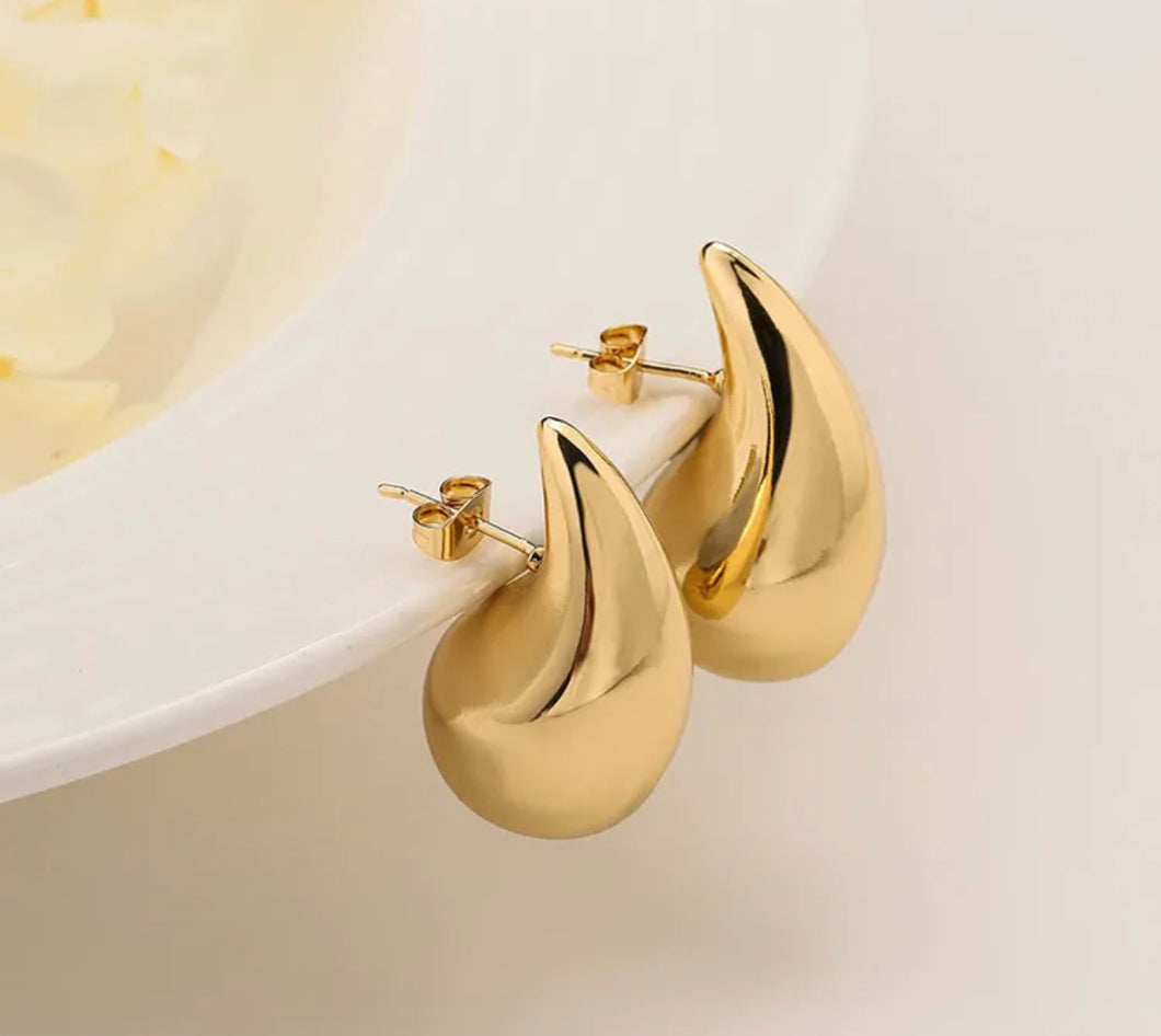 4. Large water droplet earrings in gold