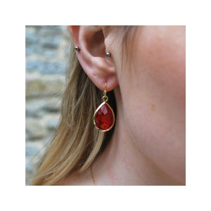 Faceted teardrop gem earring red